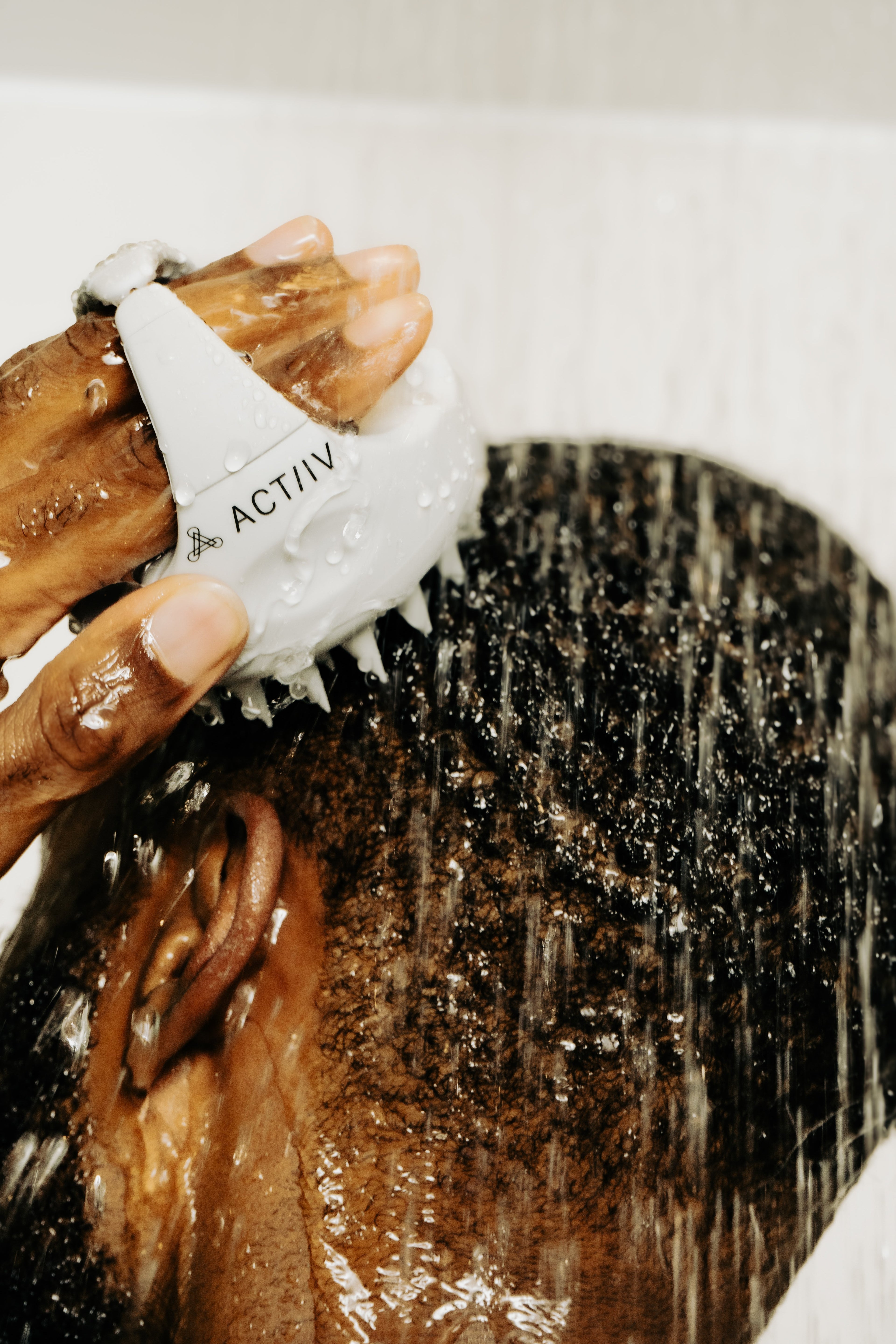 Scalp Massage Benefits: Can It Improve the Look of Hair Density?